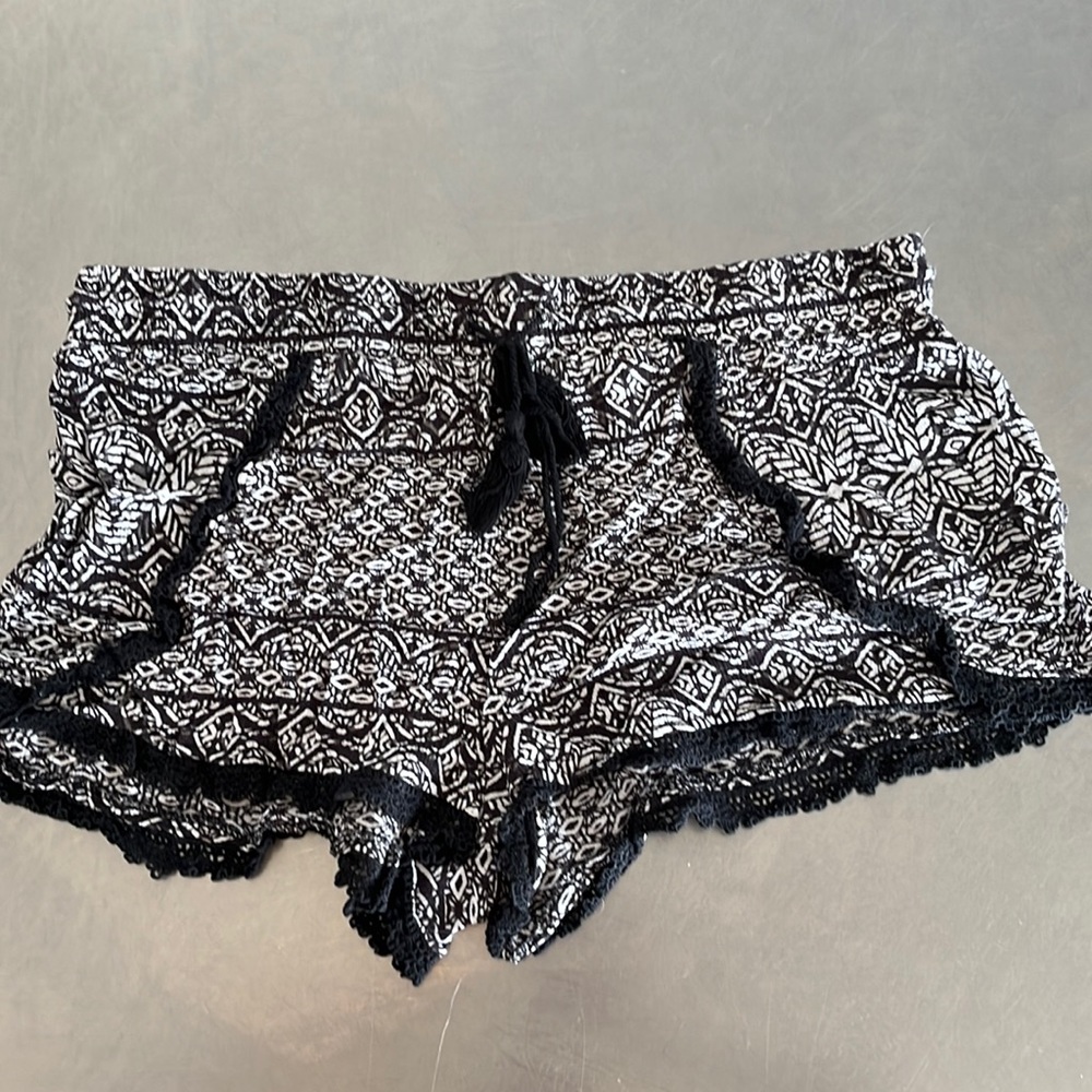 BOHO Youth XL/Ladies S shorts